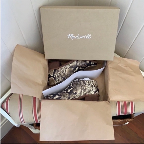 NIB Madewell Sonia Snakeskin Printed Chelsea Boots - Picture 2 of 13